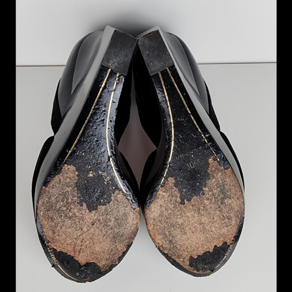 Charles Jourdan Cadence Wedge Platform Peep Toe Black Suede Size 10 - Picture 13 of 13